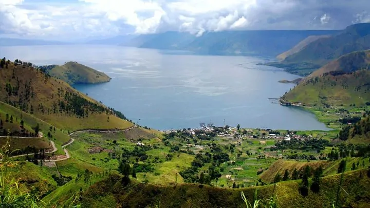 Sumatera Du Nord: Circuit Decouverte 7 Jours/6 Nuits