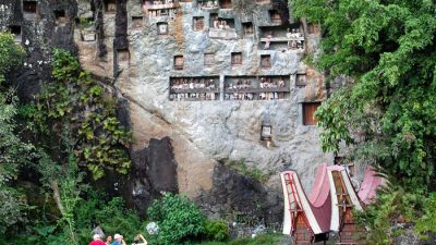 Jour 3: Decouverte du pays Tana Toraja