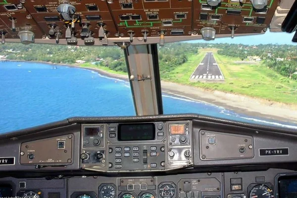 Jour 1: Denpasar – Avion – Ende