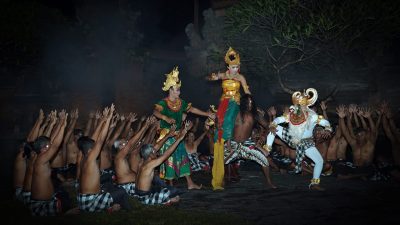 Explorez Bali avec Bali Profond: circuits sur mesure et guides francophones