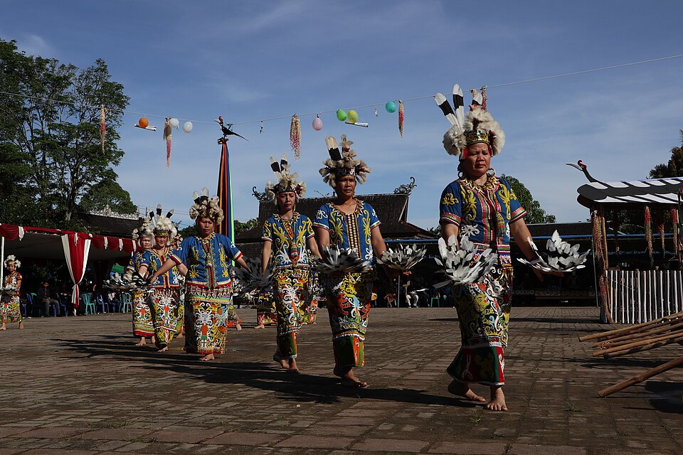 Tari Pemung Tawai